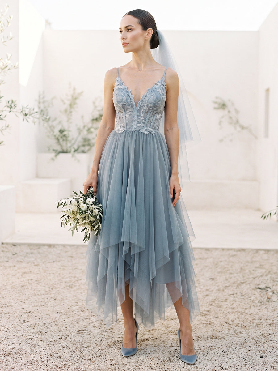 Tulle A-Line Spaghetti Straps Bridal Gowns Tea Length Lace Appliques Wedding Dresses