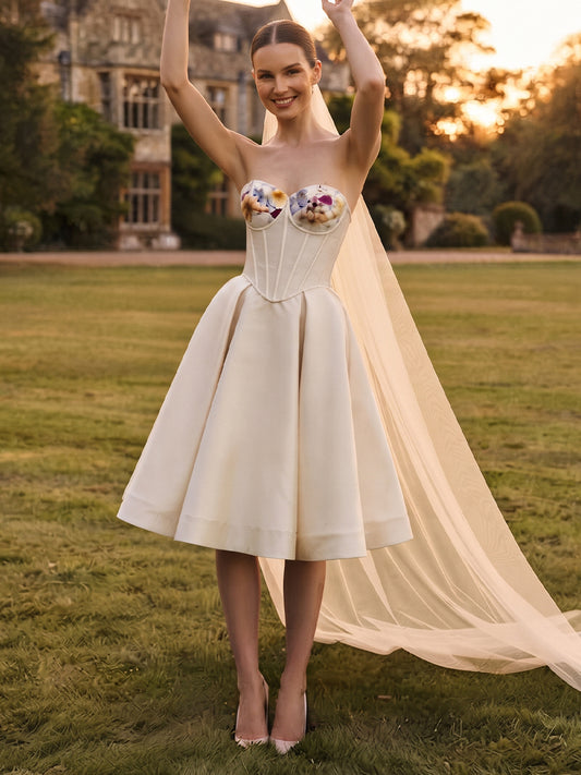 Satin A-Line Sweetheart Bridal Gowns Tea Length Floral Embroidery Wedding Dresses